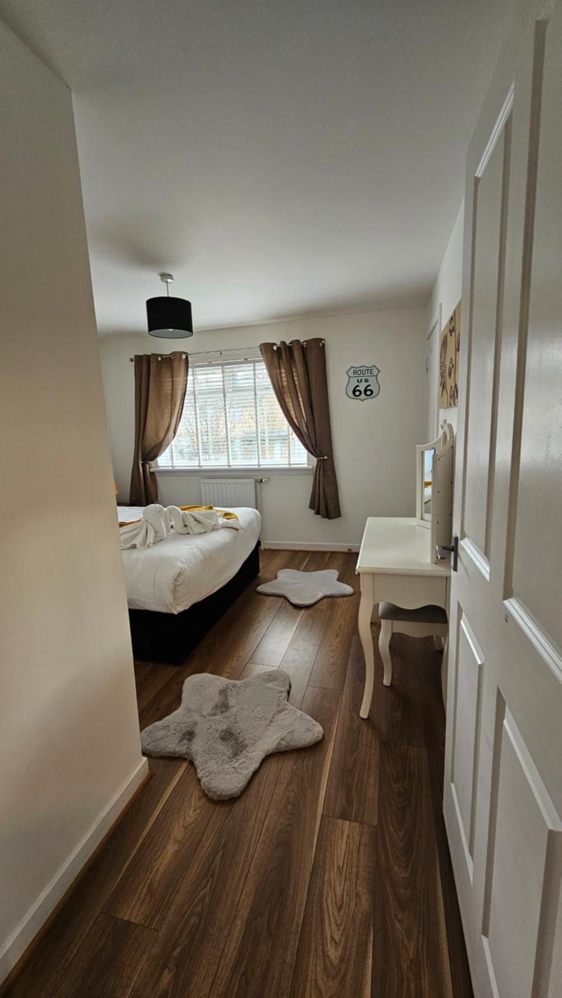Silverburn New House With Free Parking And Nice Garden Glasgow Exteriér fotografie