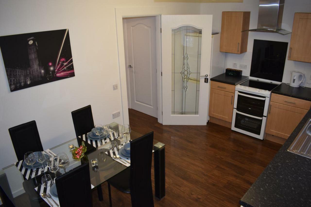 Silverburn New House With Free Parking And Nice Garden Glasgow Exteriér fotografie