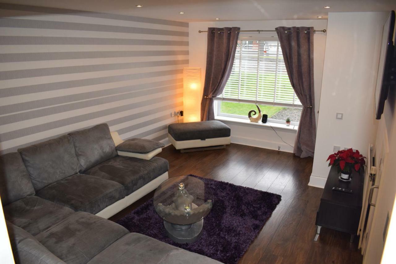 Silverburn New House With Free Parking And Nice Garden Glasgow Exteriér fotografie